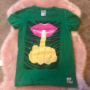 Hellzbellz tee